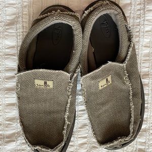Like New Brown Sanuk Shoes Size 11